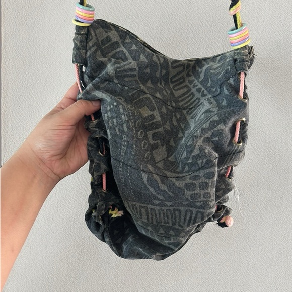 Y2K Retro O’NEILL Tribal Pattern Scrunch Purse - Picture 7 of 8